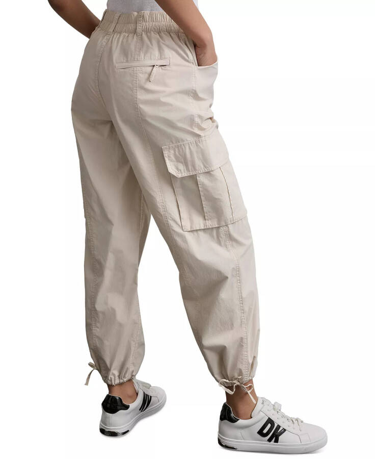 Women's Straight-Leg High-Waist Adjustable-Cuff Cargo Pants D5k - Lt City Khaki - 6