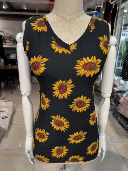 Women's V-Neck Sleeveless Sunflower Print Crepe Blouse - 4