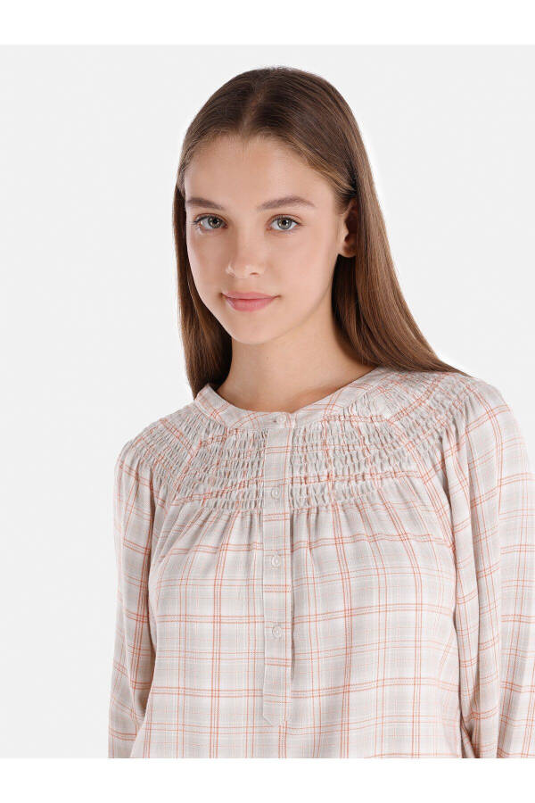 Women's white, checkered, button-down, regular fit, short-sleeved blouse. - 4