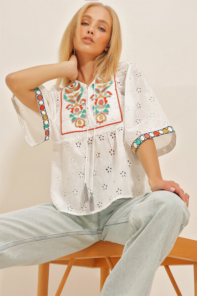 Women's White Front Lace Embroidered Fisto Blouse ALC-X10809 - 1