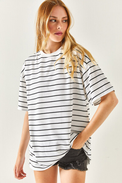 Women's White Striped 2 Yarn Oversized Unisex T-Shirt TSH-19000764 - 1