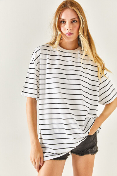 Women's White Striped 2 Yarn Oversized Unisex T-Shirt TSH-19000764 - 2