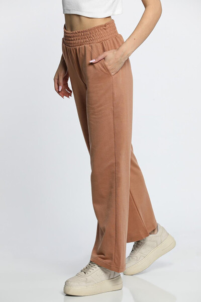 Women's Wide Leg Sweatpants - 2