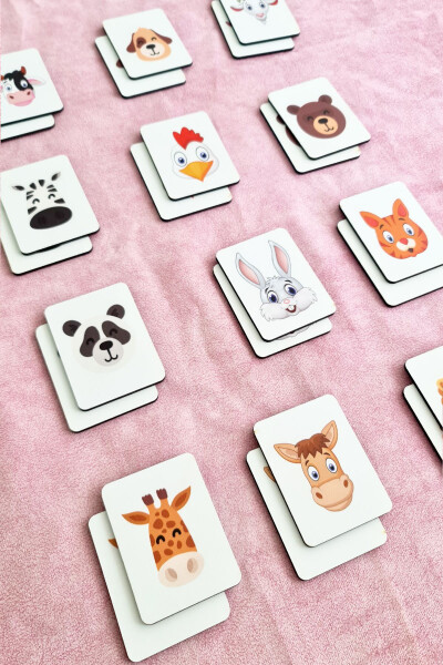 Wooden Iconic Animals Matching Game Intelligence Cards Preschool Educational Material - 5