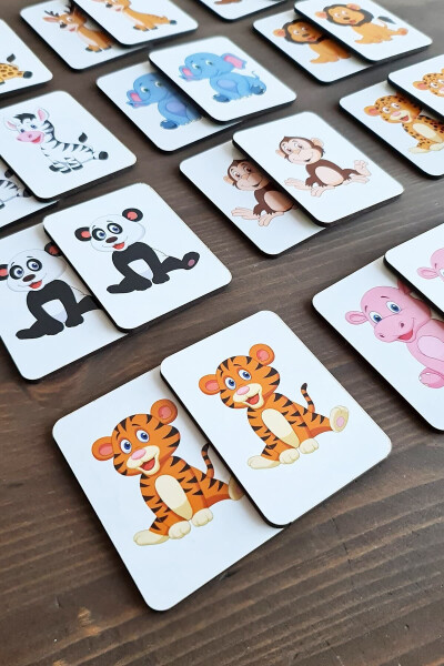 Wooden Intelligence Cards Matching Game Wooden Puzzle Toy Cute Forest Animals - 2