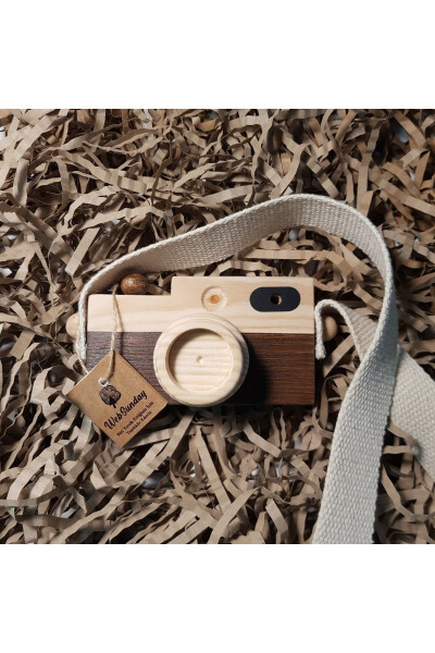 Wooden Toy Camera, Gift for Girls and Boys 0 - 3 Years Old, Hanging Decorative Toy - 1