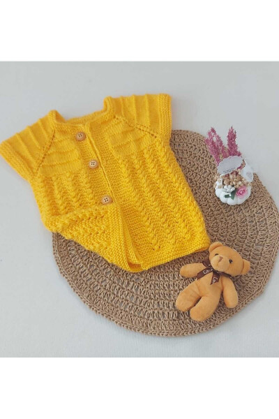 Yellow Newborn Cotton Vest, Buttoned, Hand Knitted, Gift Baby, Birth Moment, 0-12 Months - 2