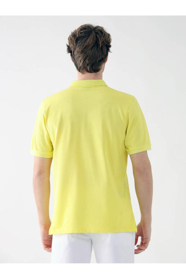 Yellow Slim Fit Polo Collar T-shirt - 6