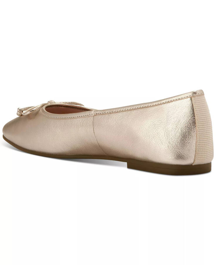 Женские балетки Yara Soft Ballet Flats из мягкой золотой кожи - 3