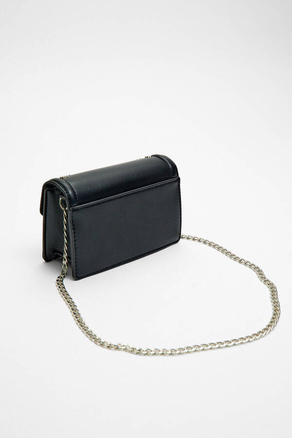 Zipper detailed shoulder bag - 4