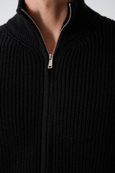 Zippered, Thessaloniki knit cardigan (black) - 2